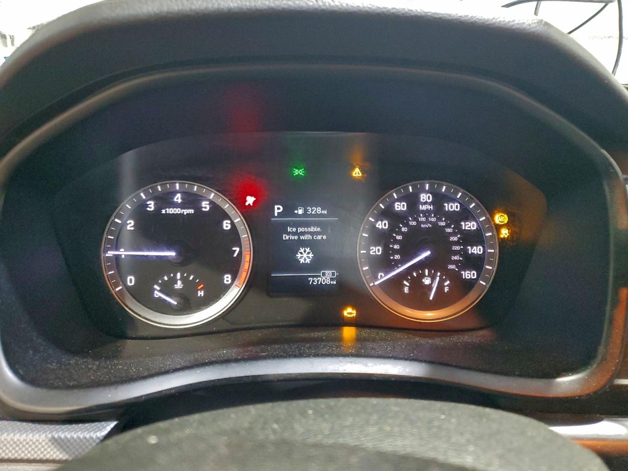 2018 HYUNDAI SONATA SE photo 9