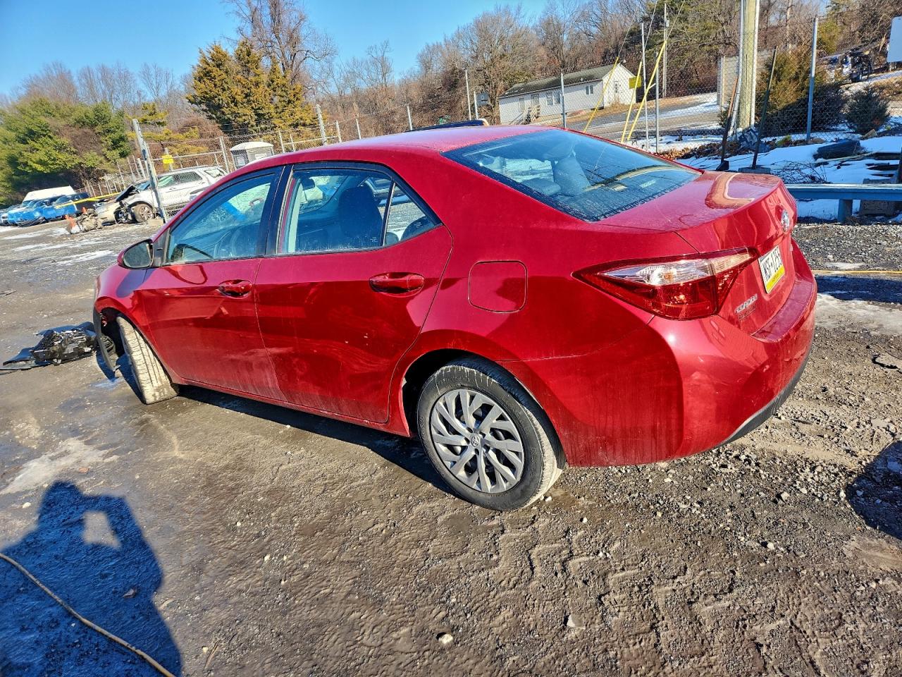 2018 TOYOTA COROLLA L photo 2