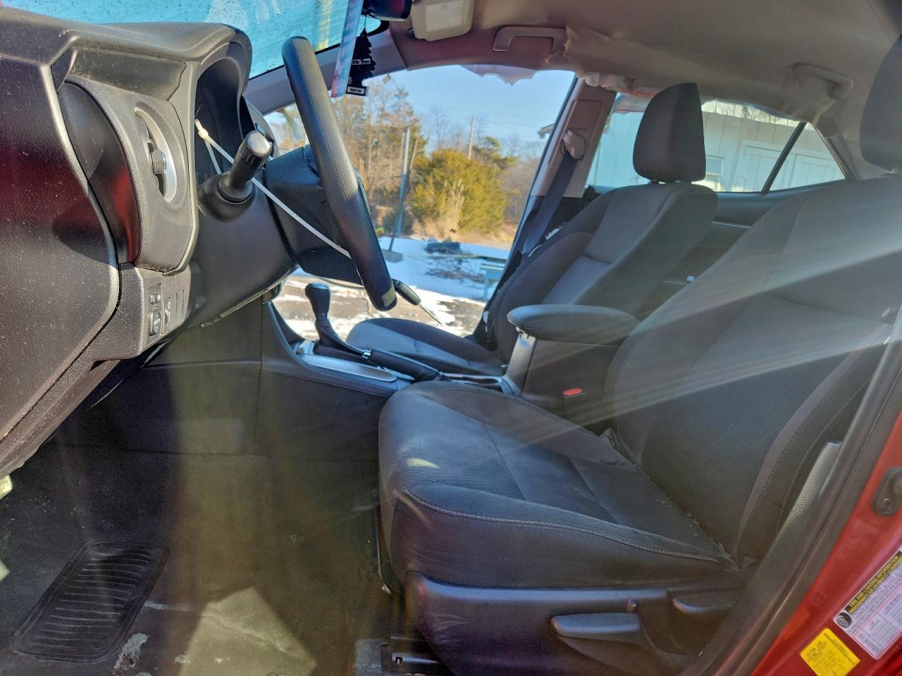 2018 TOYOTA COROLLA L photo 7
