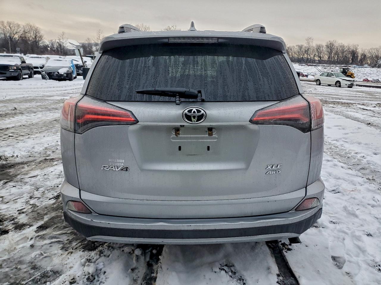 2018 TOYOTA RAV4 ADVENTURE photo 11