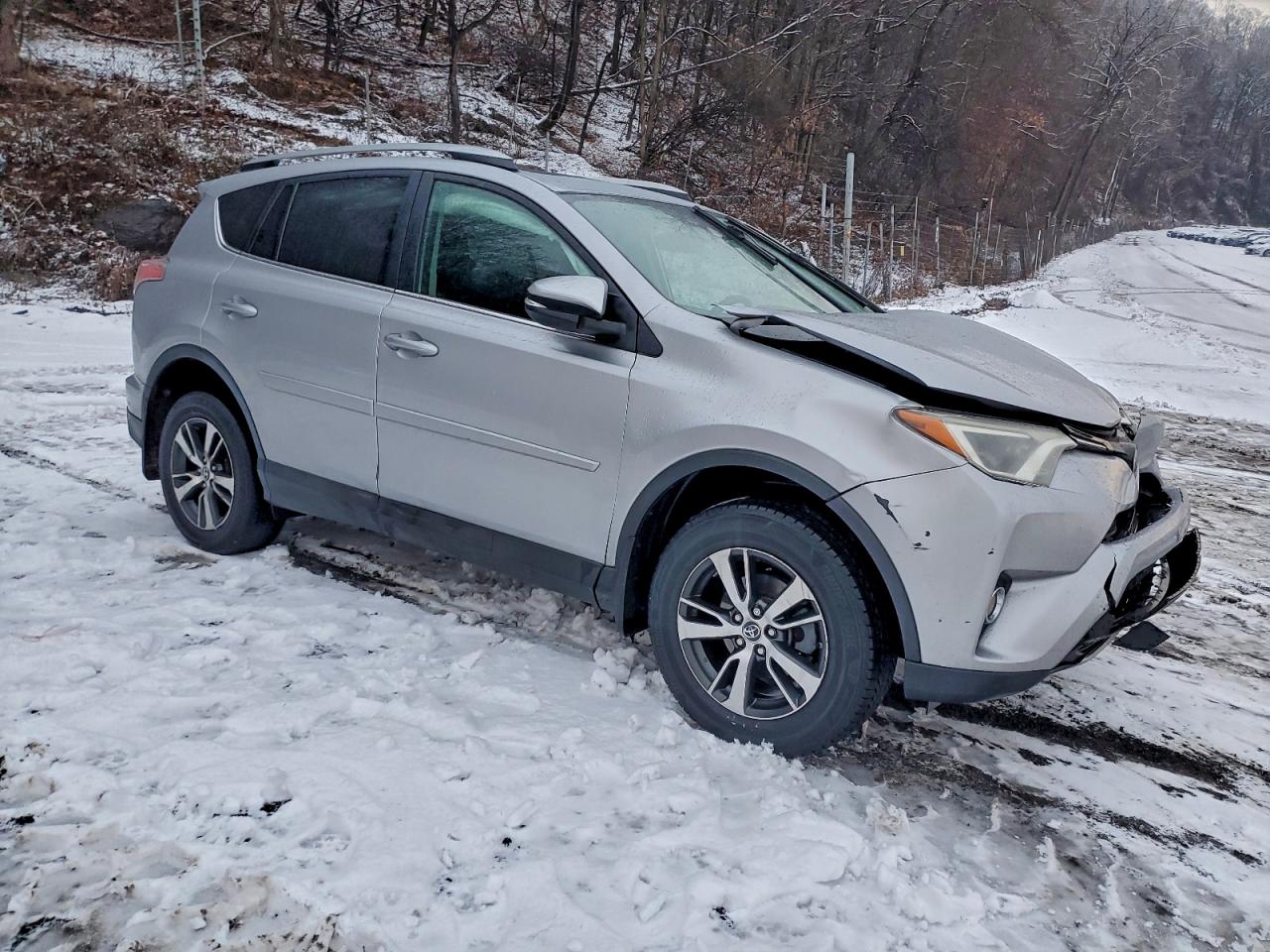2018 TOYOTA RAV4 ADVENTURE photo 7