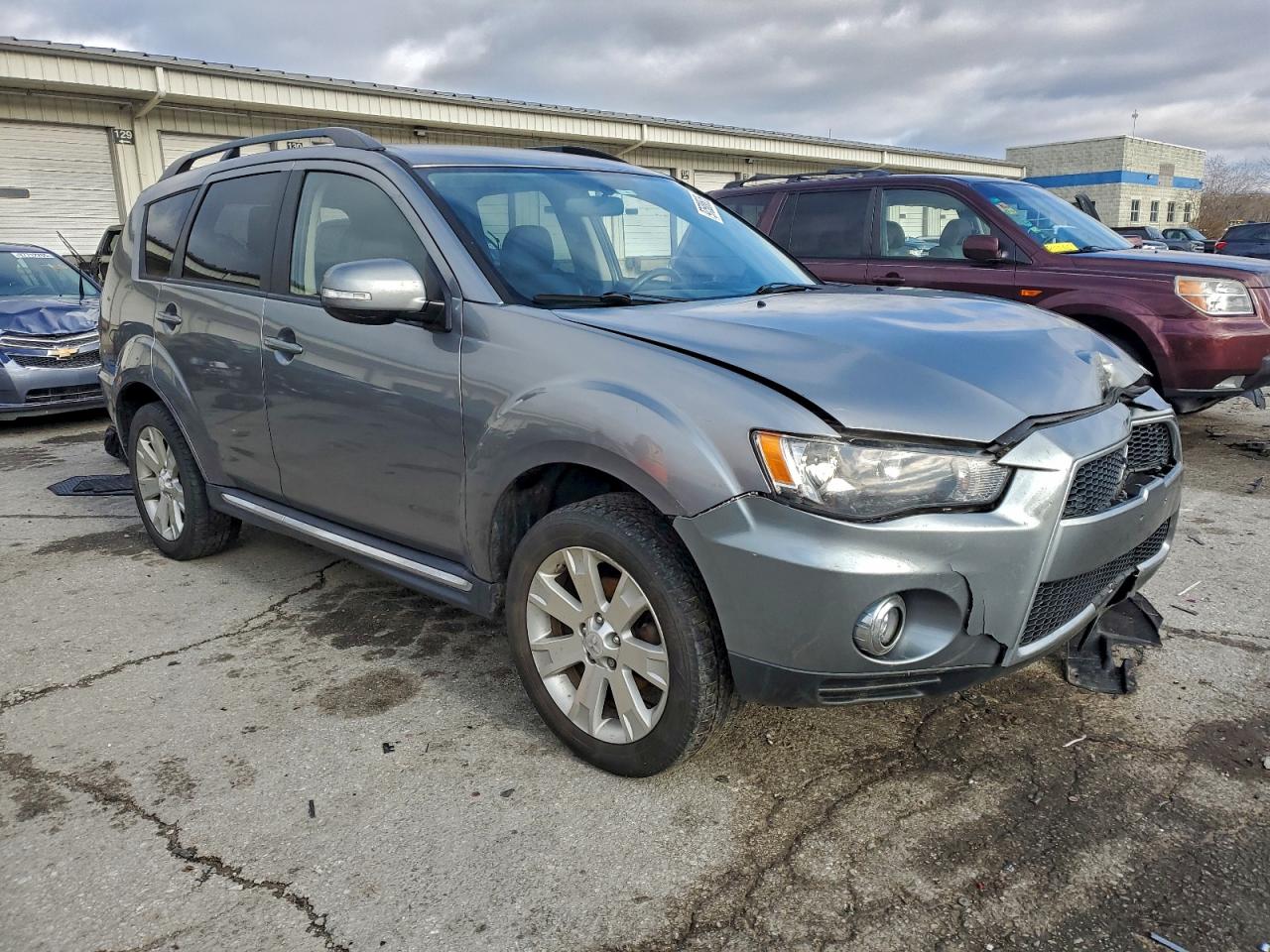 2013 MITSUBISHI OUTLANDER SE photo 7