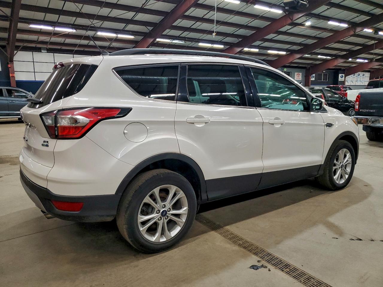 2018 FORD ESCAPE SEL photo 3