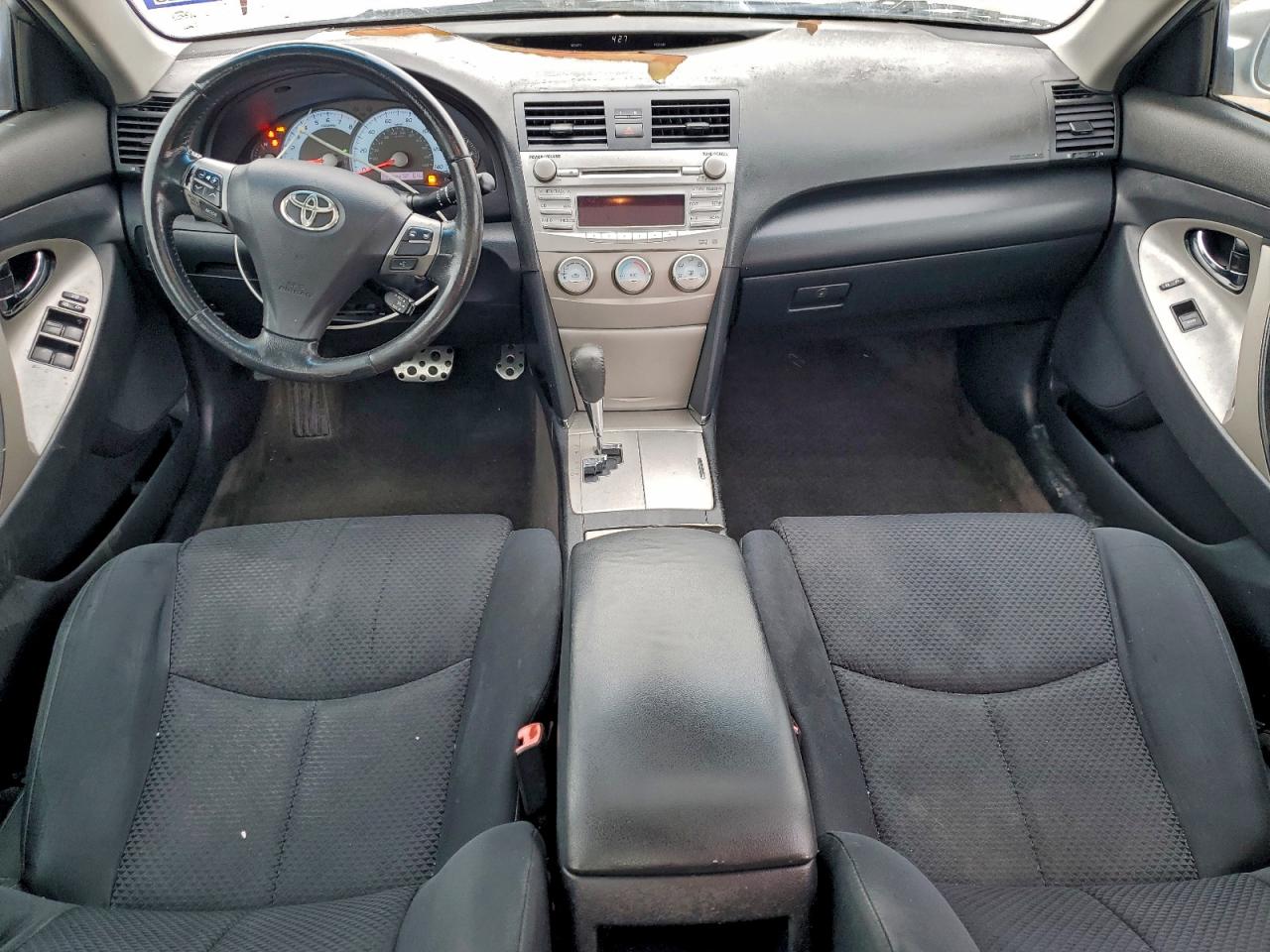 2011 TOYOTA CAMRY BASE photo 8