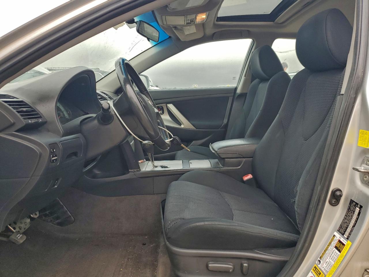 2011 TOYOTA CAMRY BASE photo 7