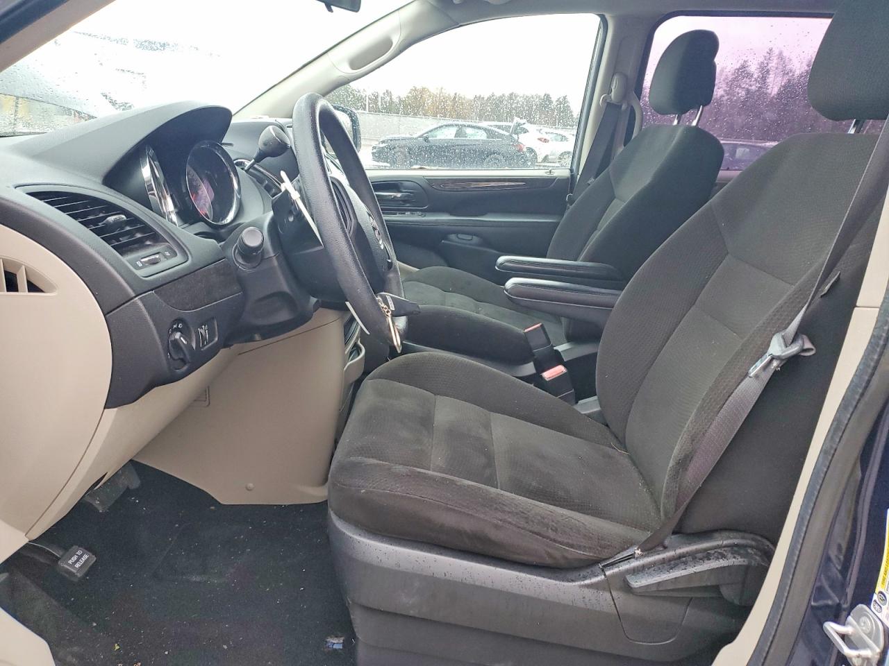 2015 DODGE GRAND CARAVAN SE photo 7