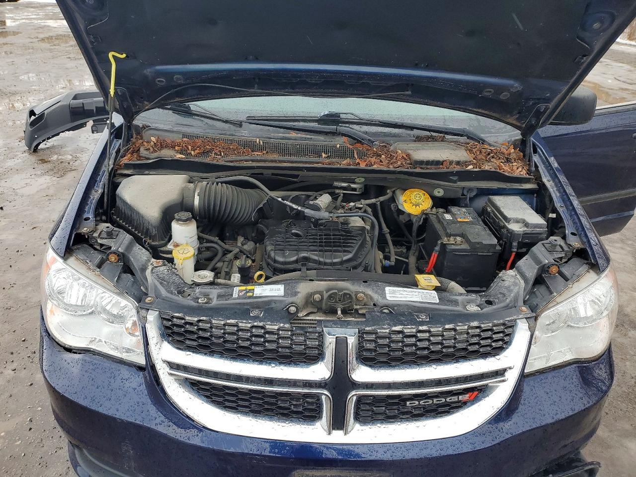 2015 DODGE GRAND CARAVAN SE photo 12