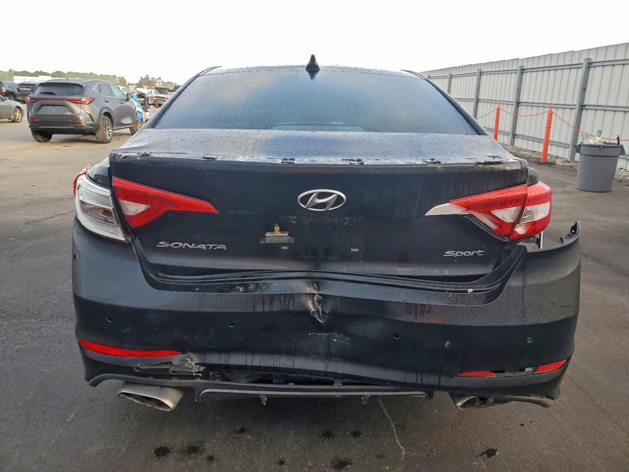 2015 HYUNDAI SONATA SPORT photo 6