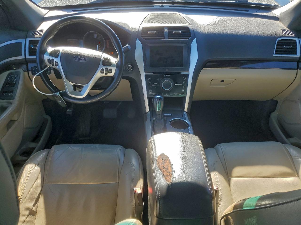 2011 FORD EXPLORER LIMITED photo 8
