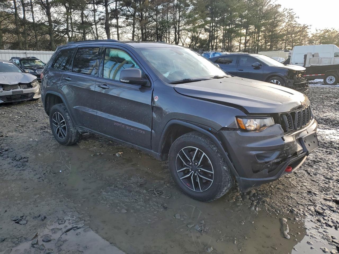 2020 JEEP GRAND CHEROKEE TRAILHAWK photo 7
