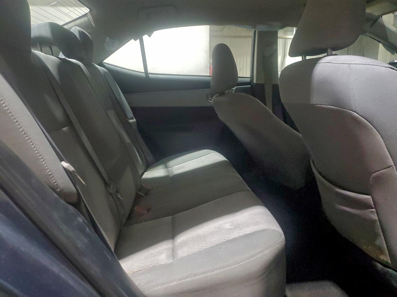 2014 TOYOTA COROLLA L photo 19