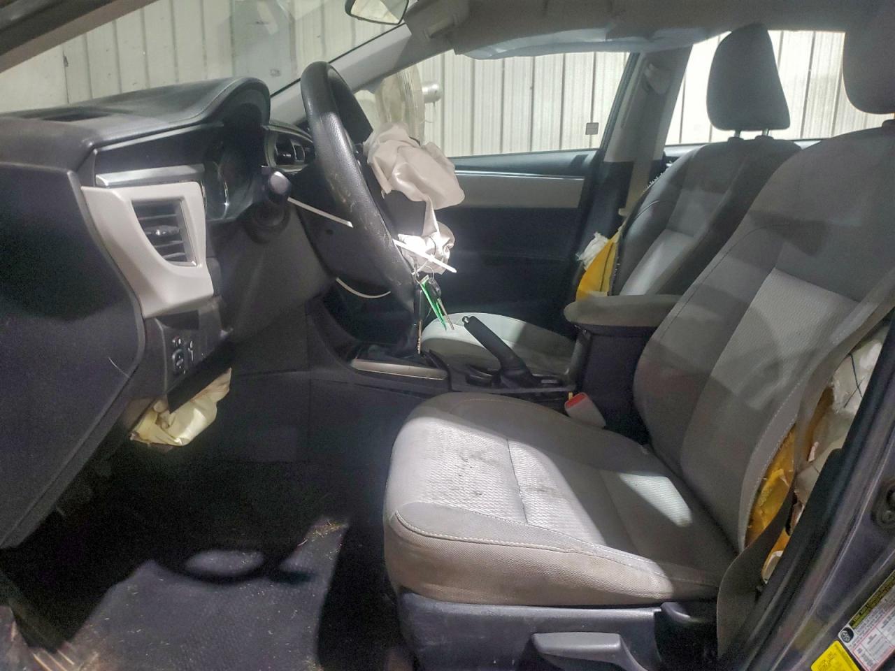 2014 TOYOTA COROLLA L photo 13