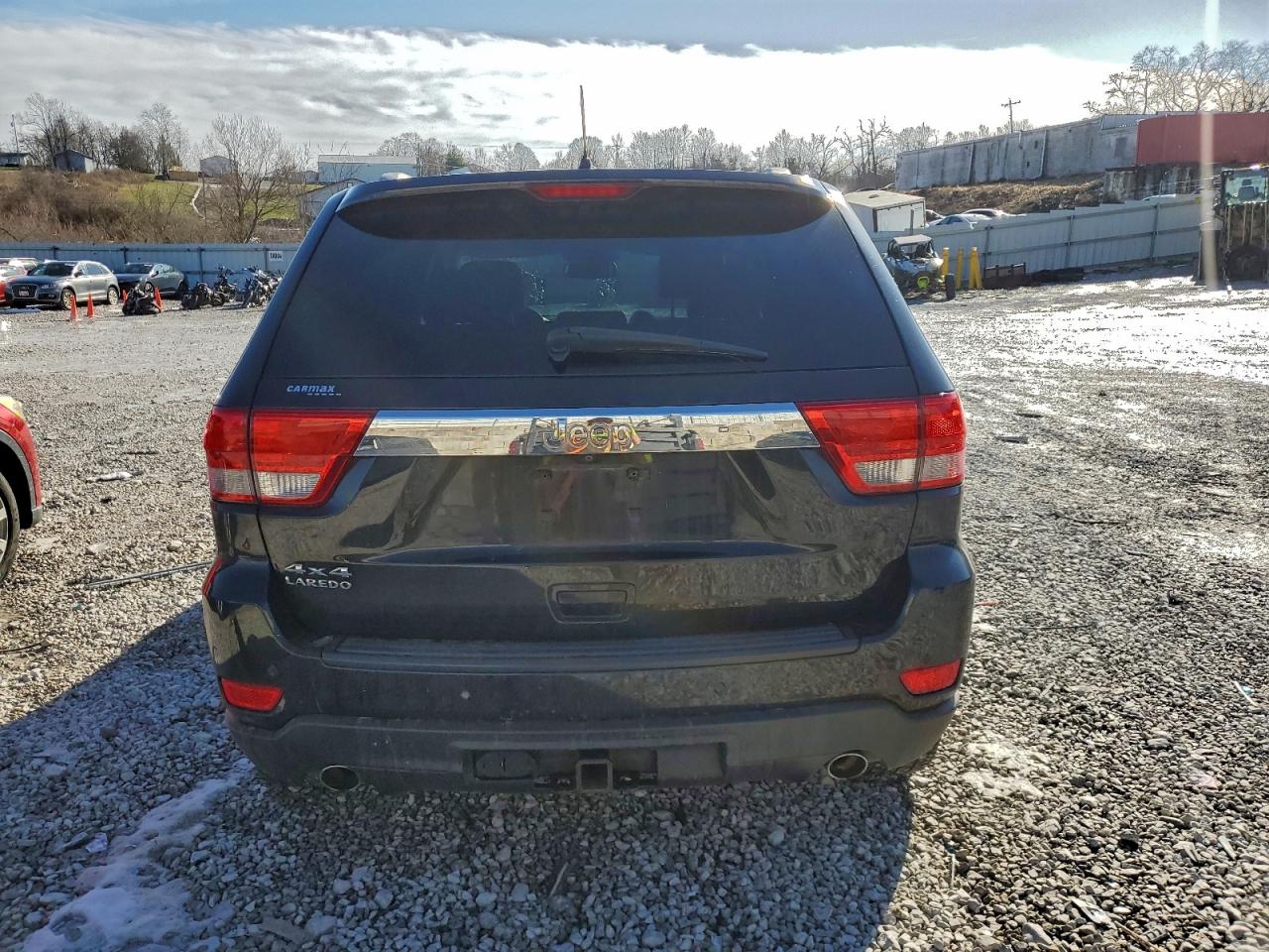 2012 JEEP GRAND CHEROKEE LAREDO photo 11