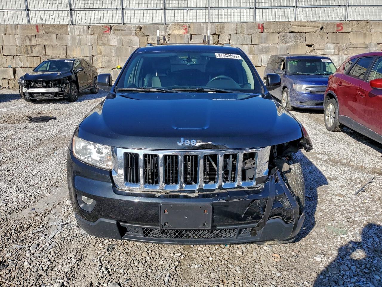 2012 JEEP GRAND CHEROKEE LAREDO photo 9