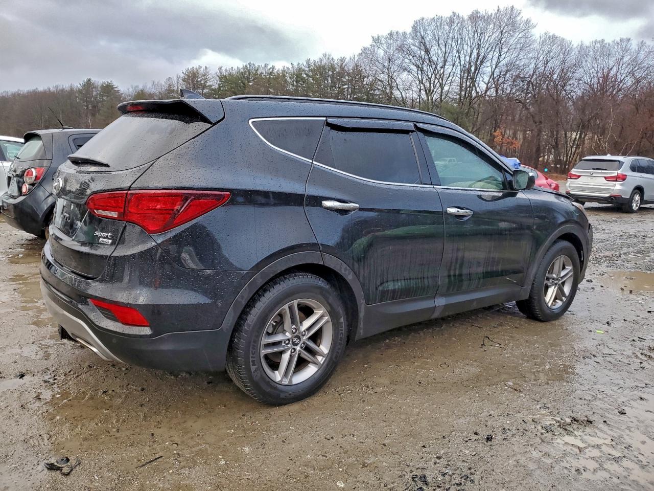 2017 HYUNDAI SANTA FE SPORT photo 3