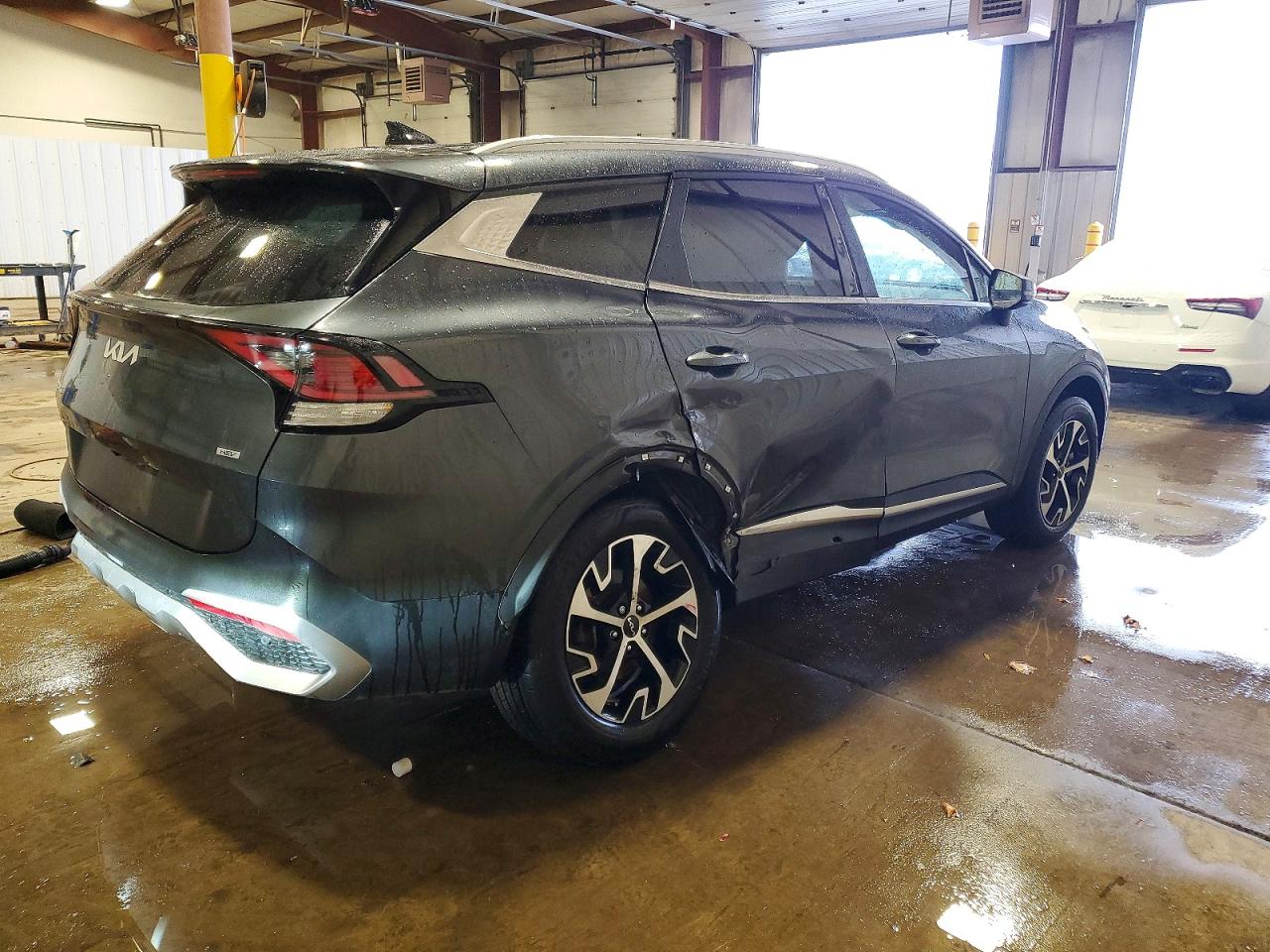 2023 KIA SPORTAGE EX photo 3