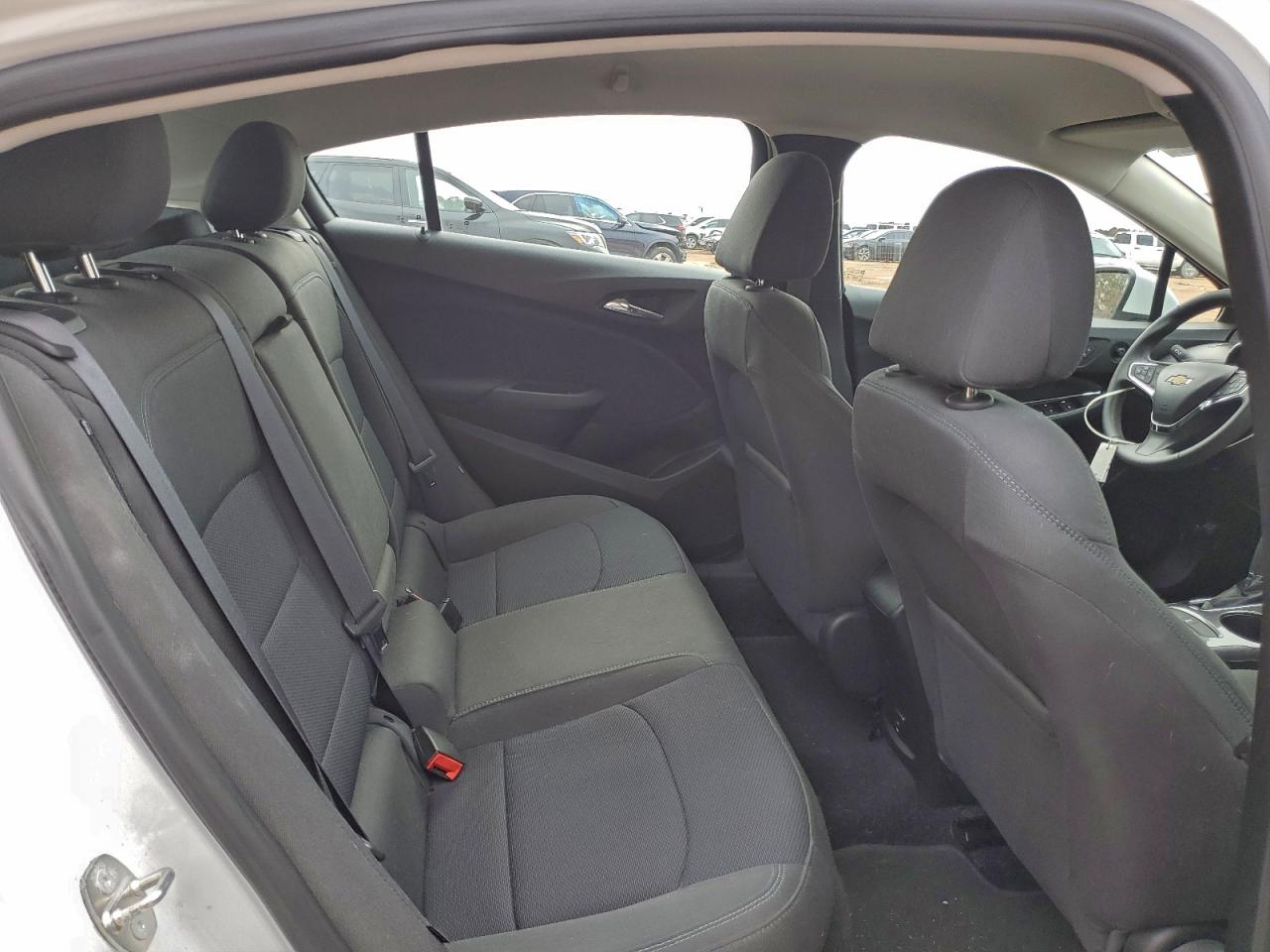 2017 CHEVROLET CRUZE LT photo 10
