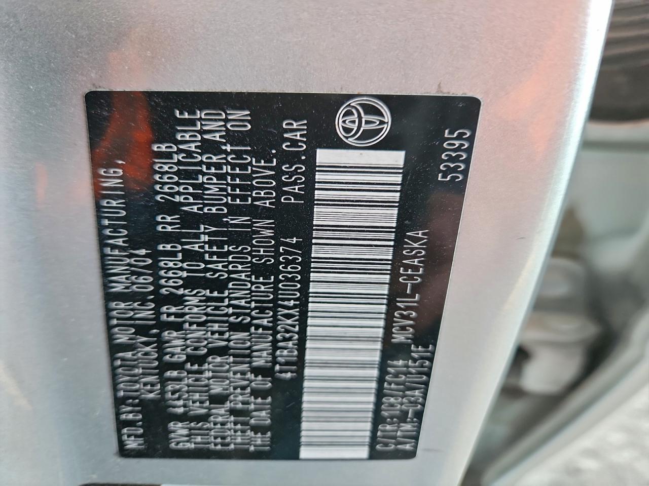 2004 TOYOTA CAMRY SE photo 34