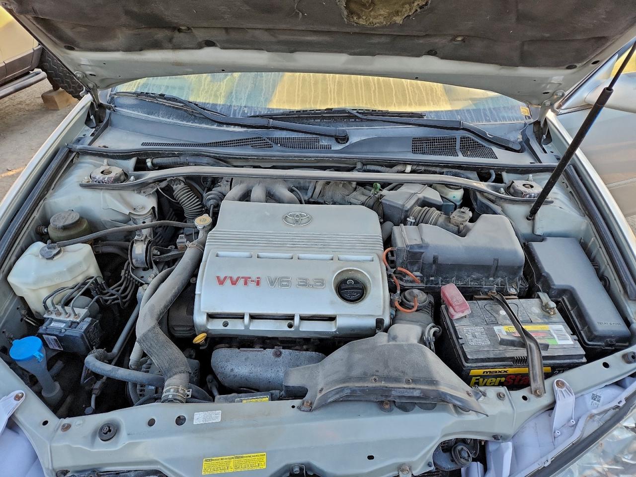2004 TOYOTA CAMRY SE photo 31