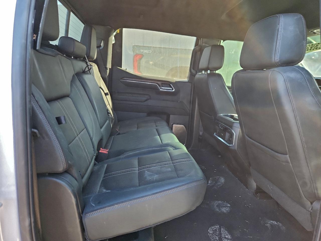 2024 CHEVROLET SILVERADO K1500 HIGH COUNTRY photo 10
