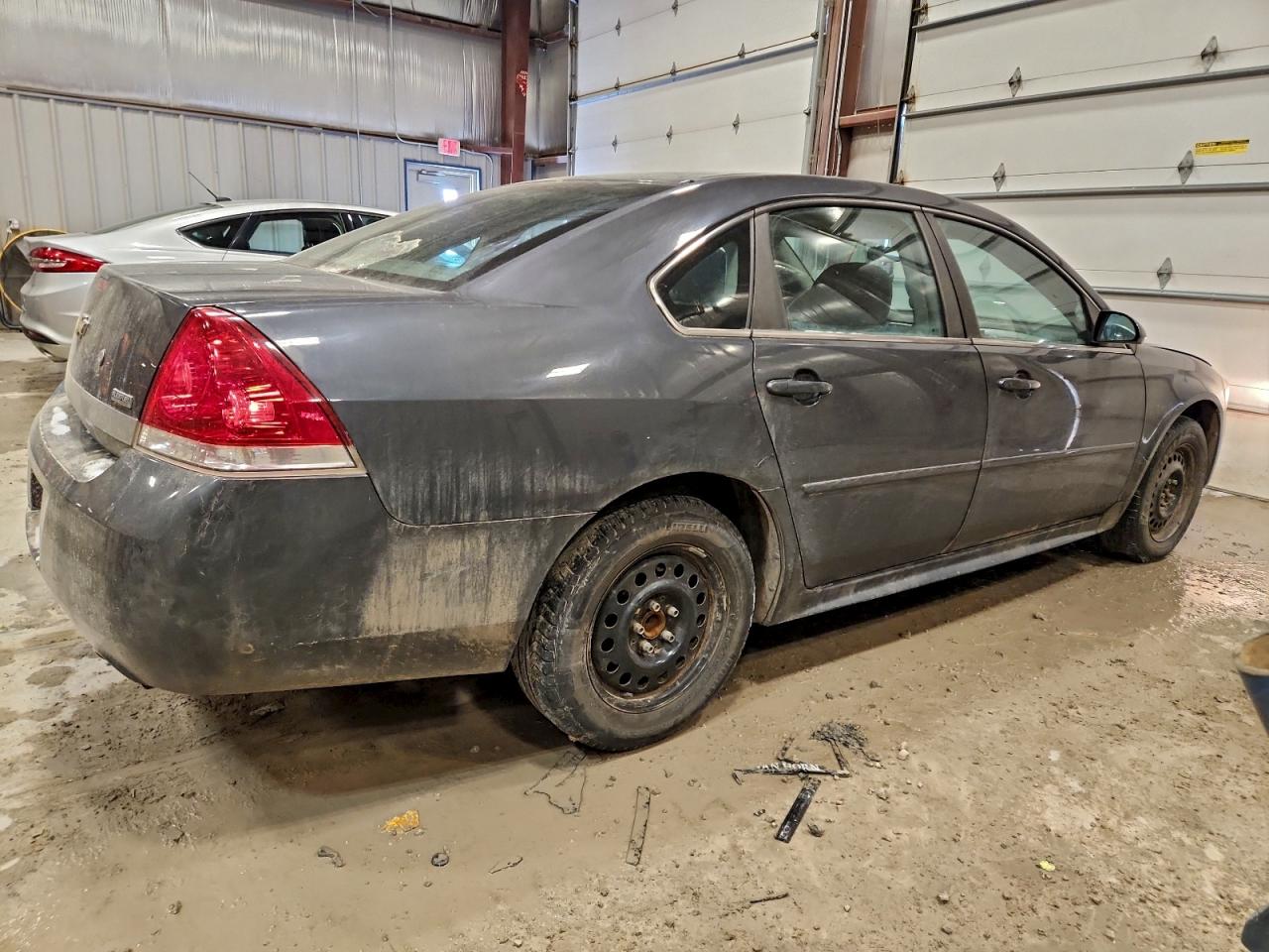 2010 CHEVROLET IMPALA POLICE photo 3