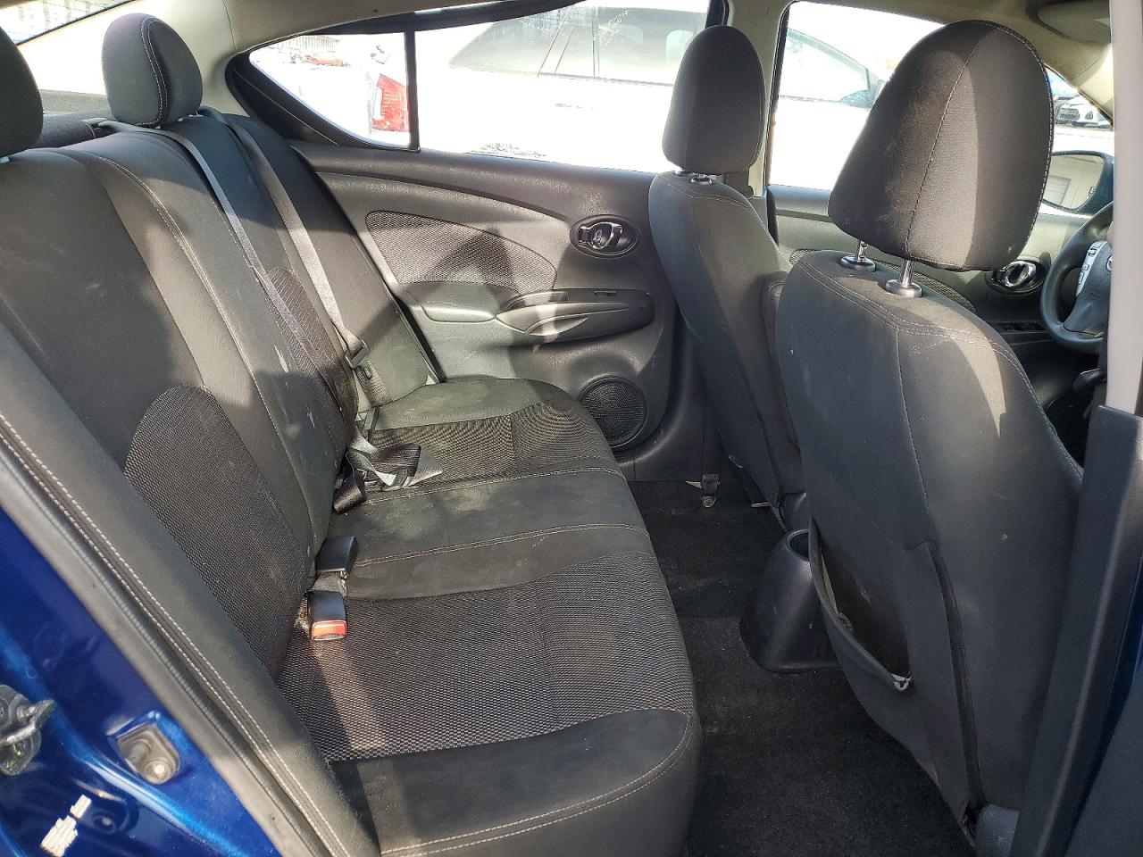 2018 NISSAN VERSA S photo 10