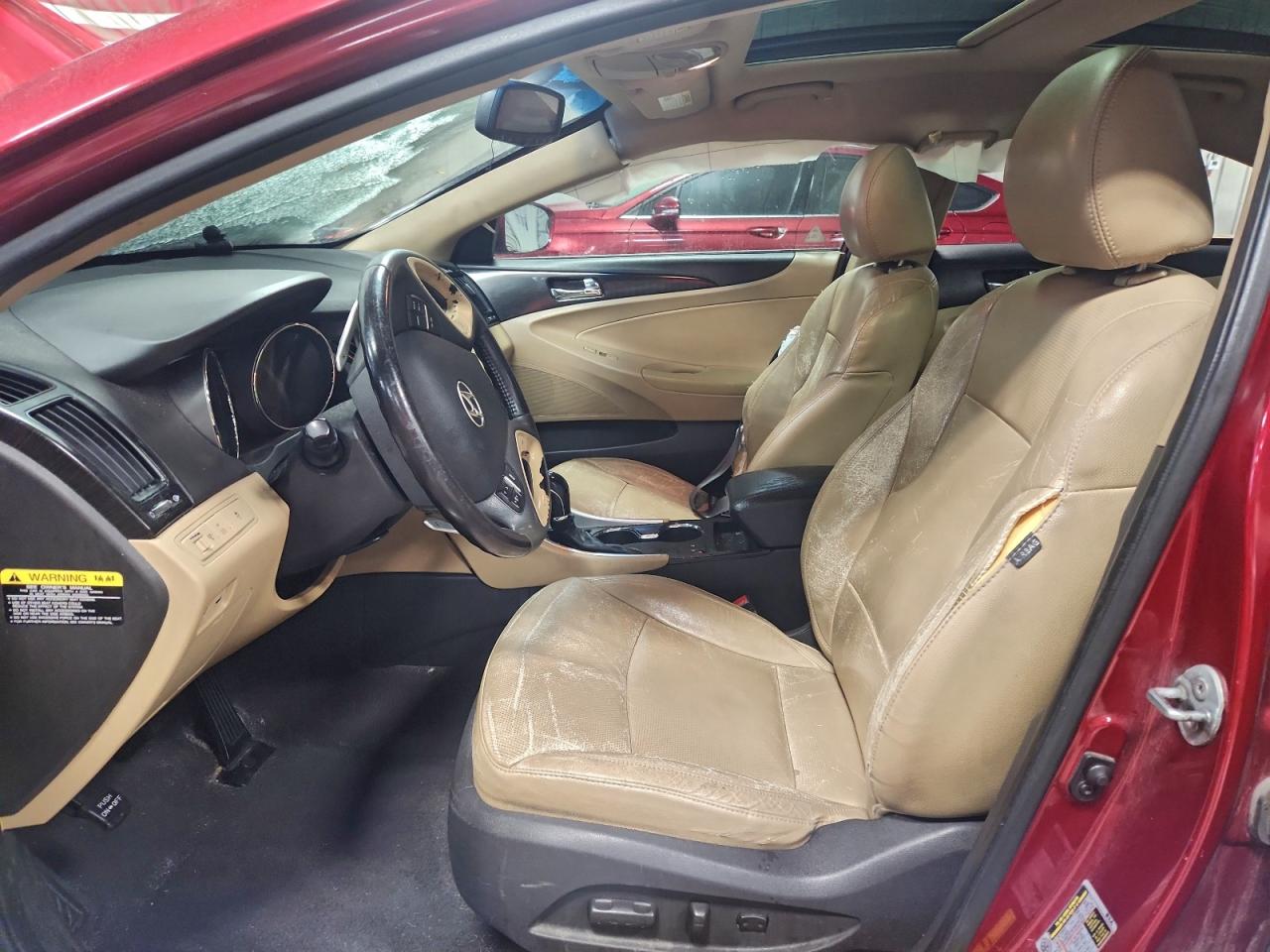 2013 HYUNDAI SONATA SE photo 7
