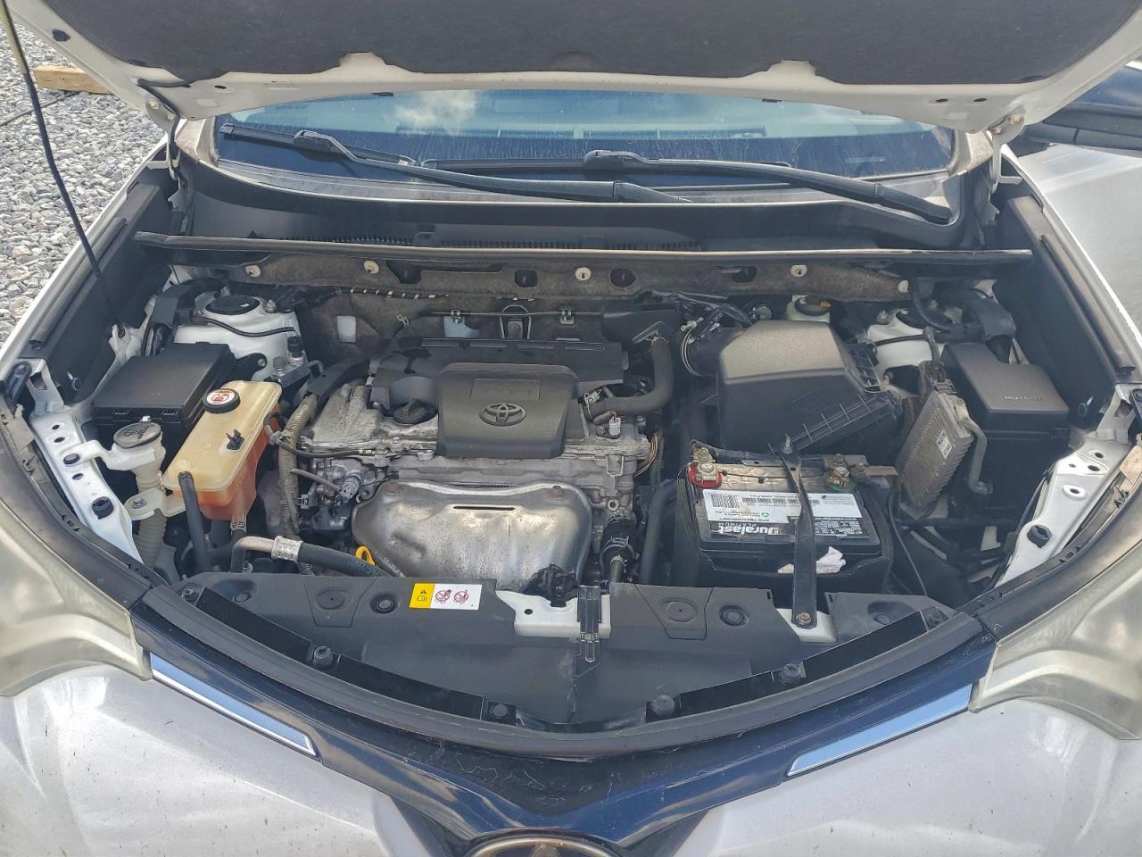 2018 TOYOTA RAV4 LE photo 11