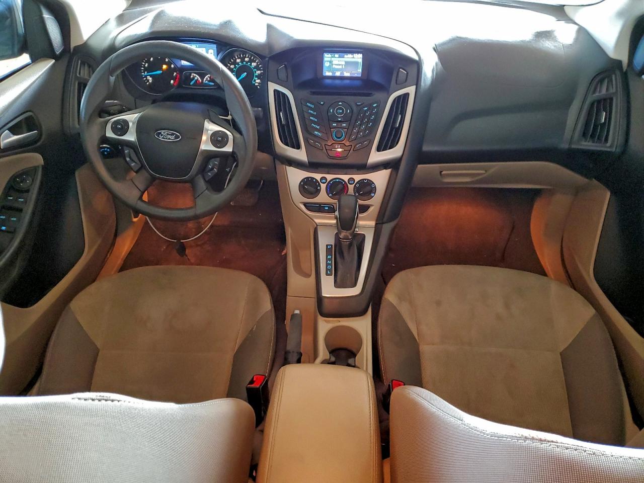 2013 FORD FOCUS SE photo 8