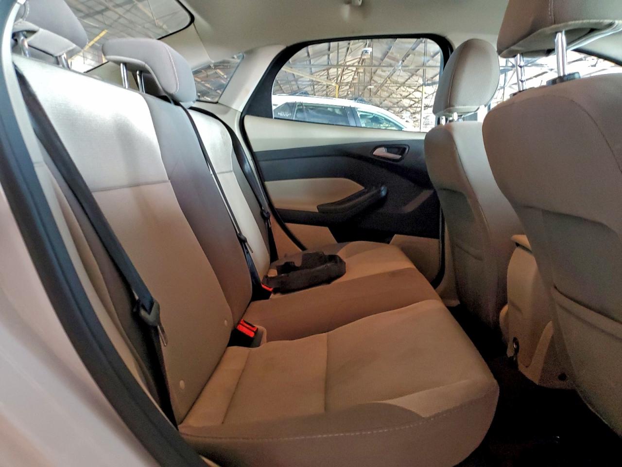 2013 FORD FOCUS SE photo 10