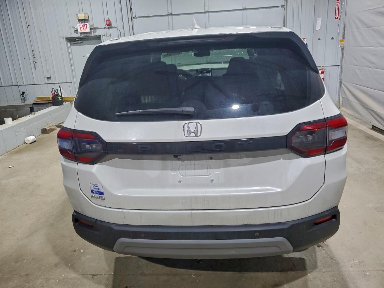 2025 HONDA PILOT EXL photo 11