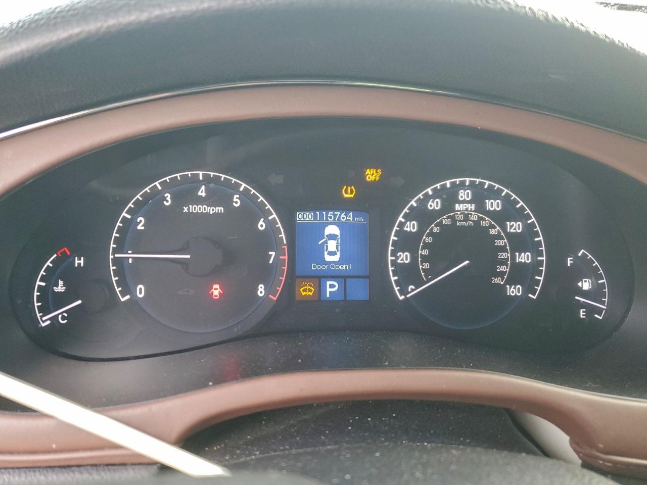 2010 HYUNDAI GENESIS 3.8L photo 9