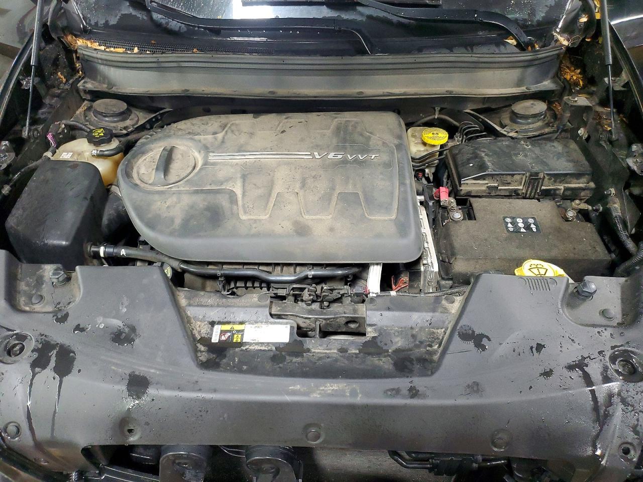 2015 JEEP CHEROKEE LATITUDE photo 11