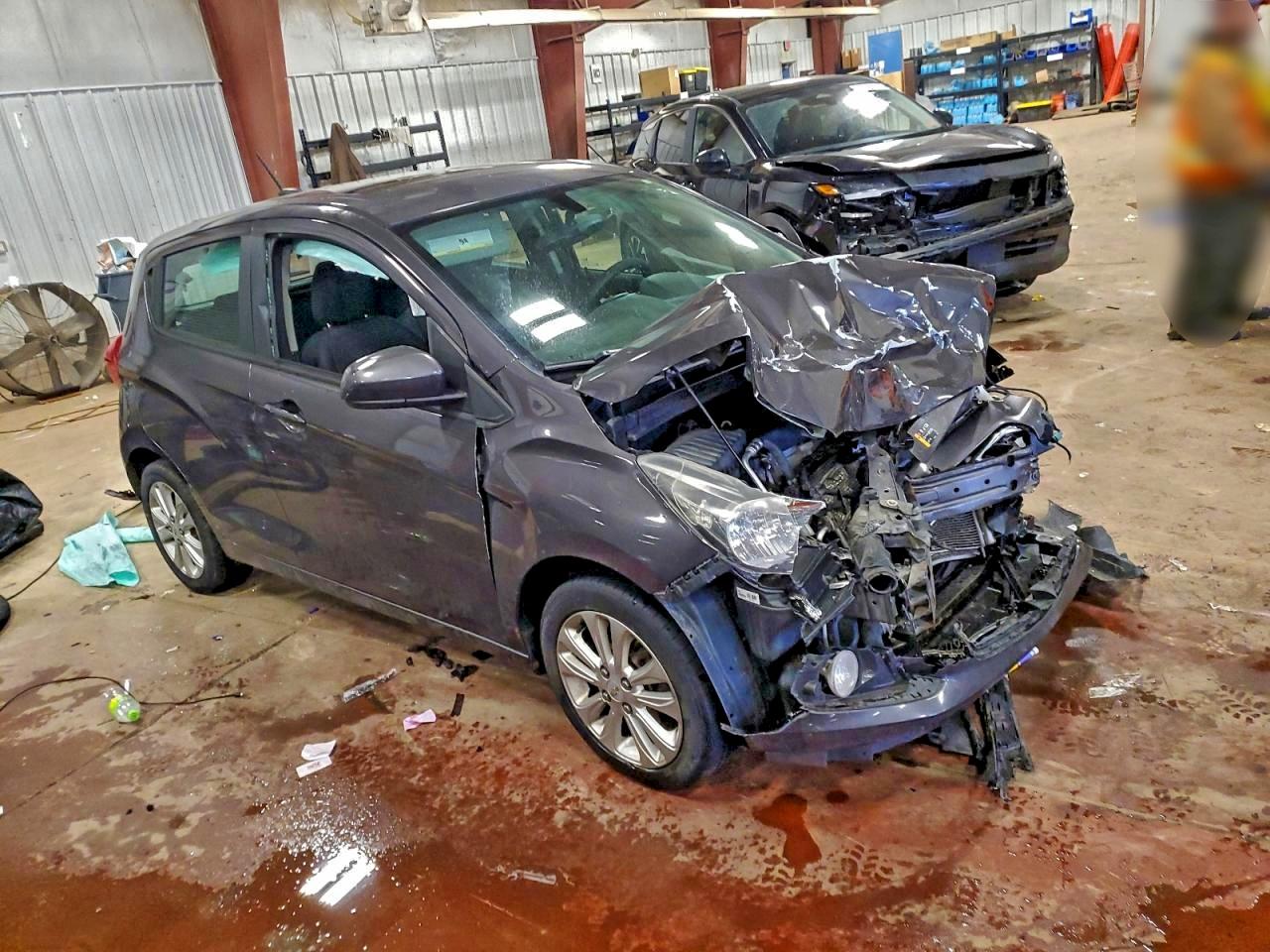 2016 CHEVROLET SPARK 1LT photo 4