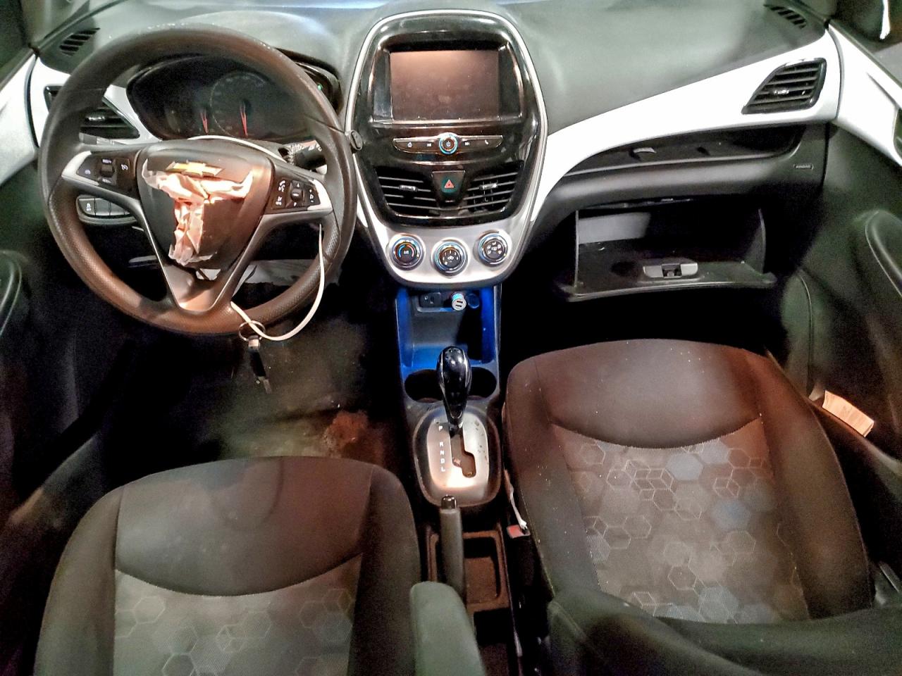 2016 CHEVROLET SPARK 1LT photo 8