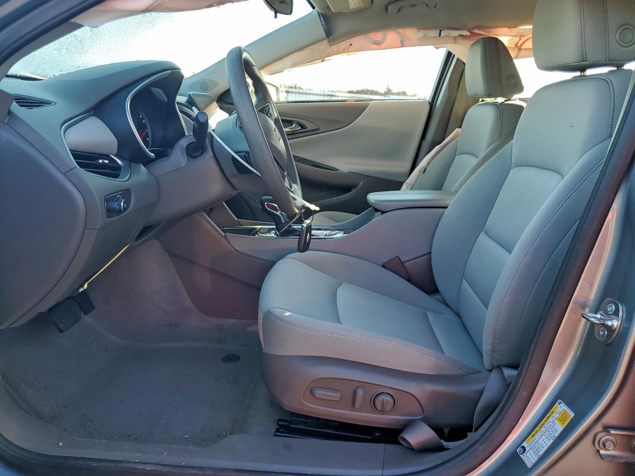 2025 CHEVROLET MALIBU LT photo 7