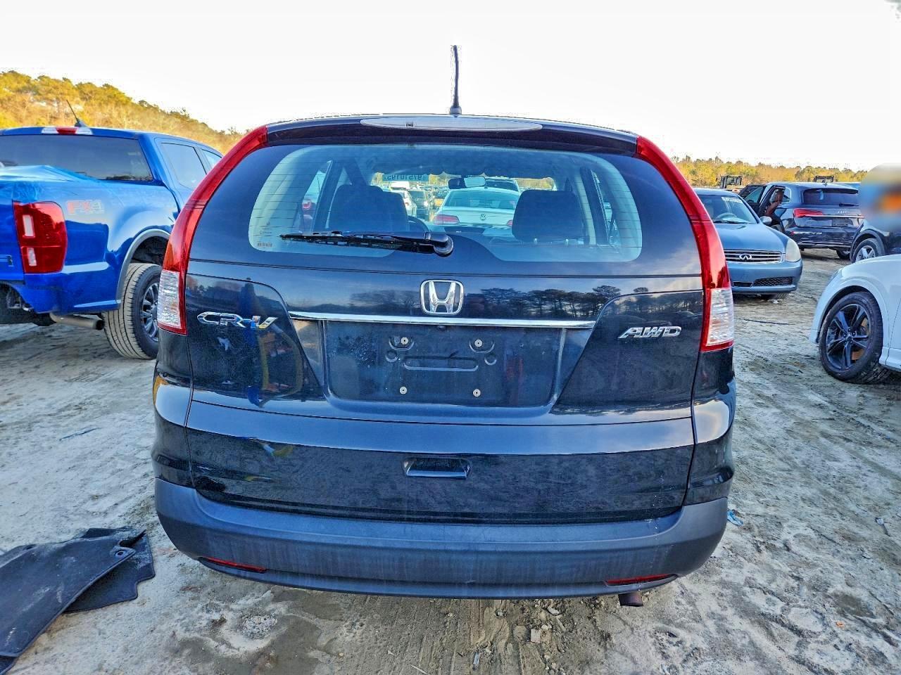 2013 HONDA CR-V LX photo 6