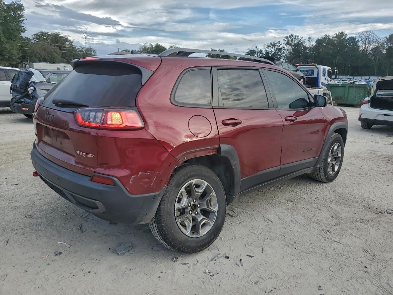 2019 JEEP CHEROKEE TRAILHAWK photo 5