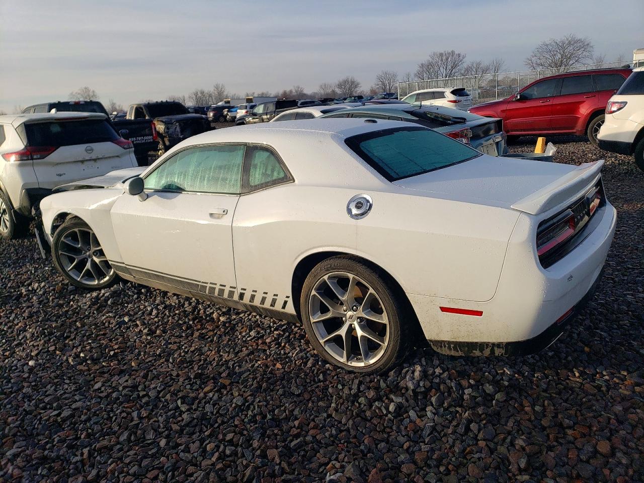 2022 DODGE CHALLENGER GT photo 2