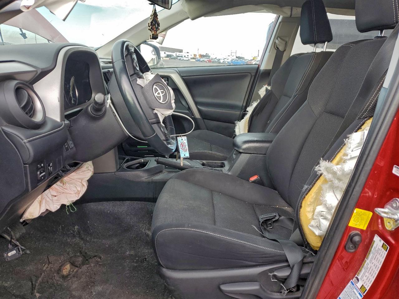 2016 TOYOTA RAV4 XLE photo 7