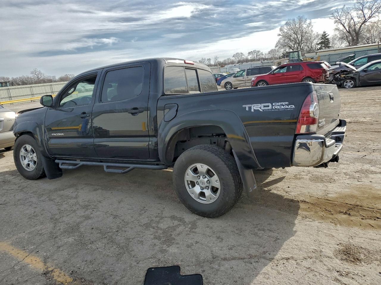 2013 TOYOTA TACOMA DOUBLE CAB photo 4