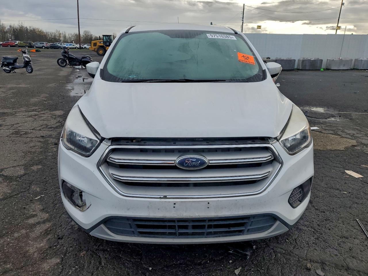 2019 FORD ESCAPE SE photo 9