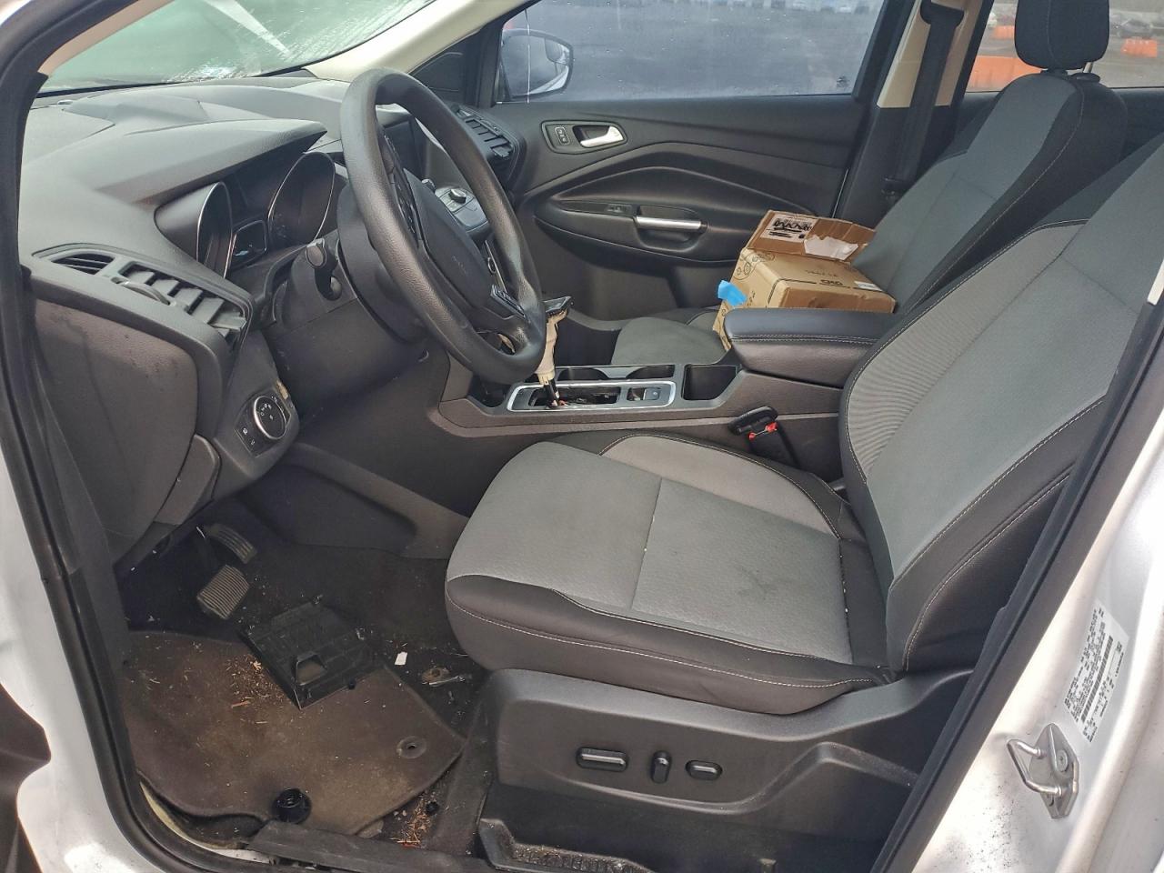 2019 FORD ESCAPE SE photo 13