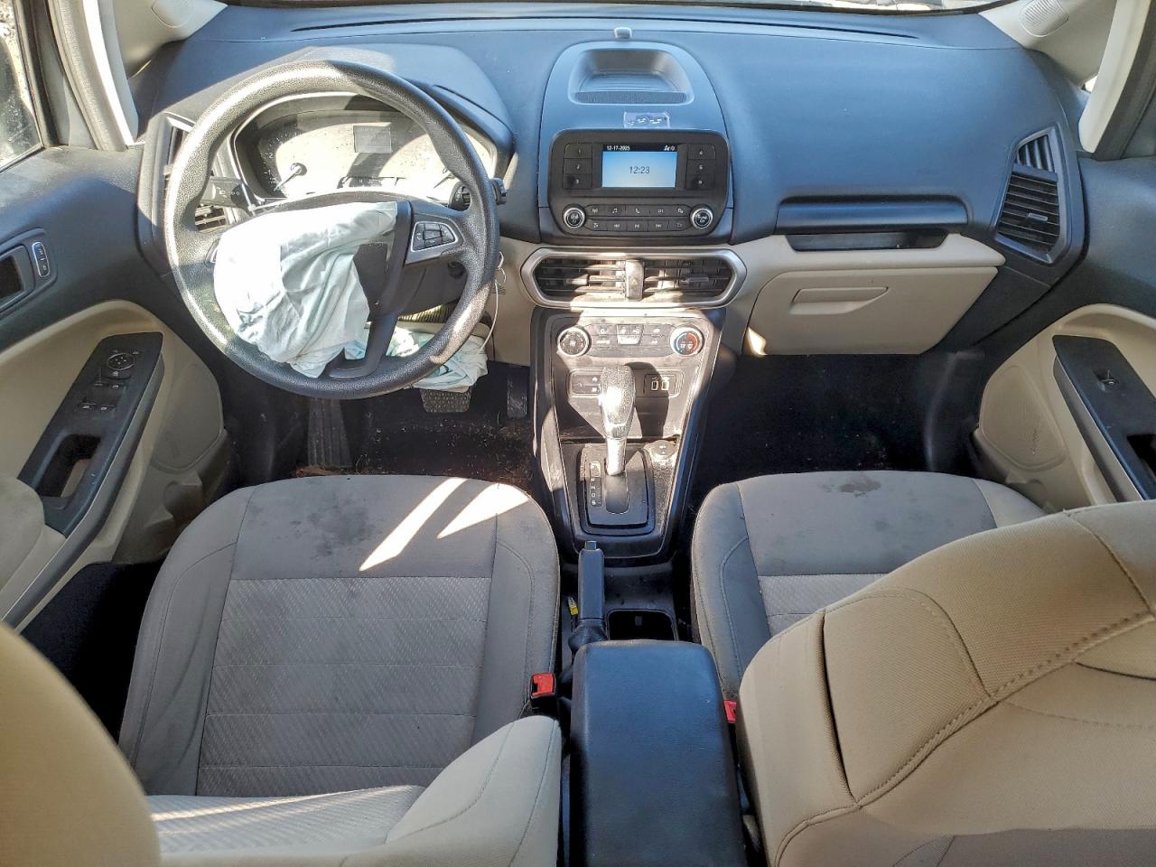 2020 FORD ECOSPORT S photo 8