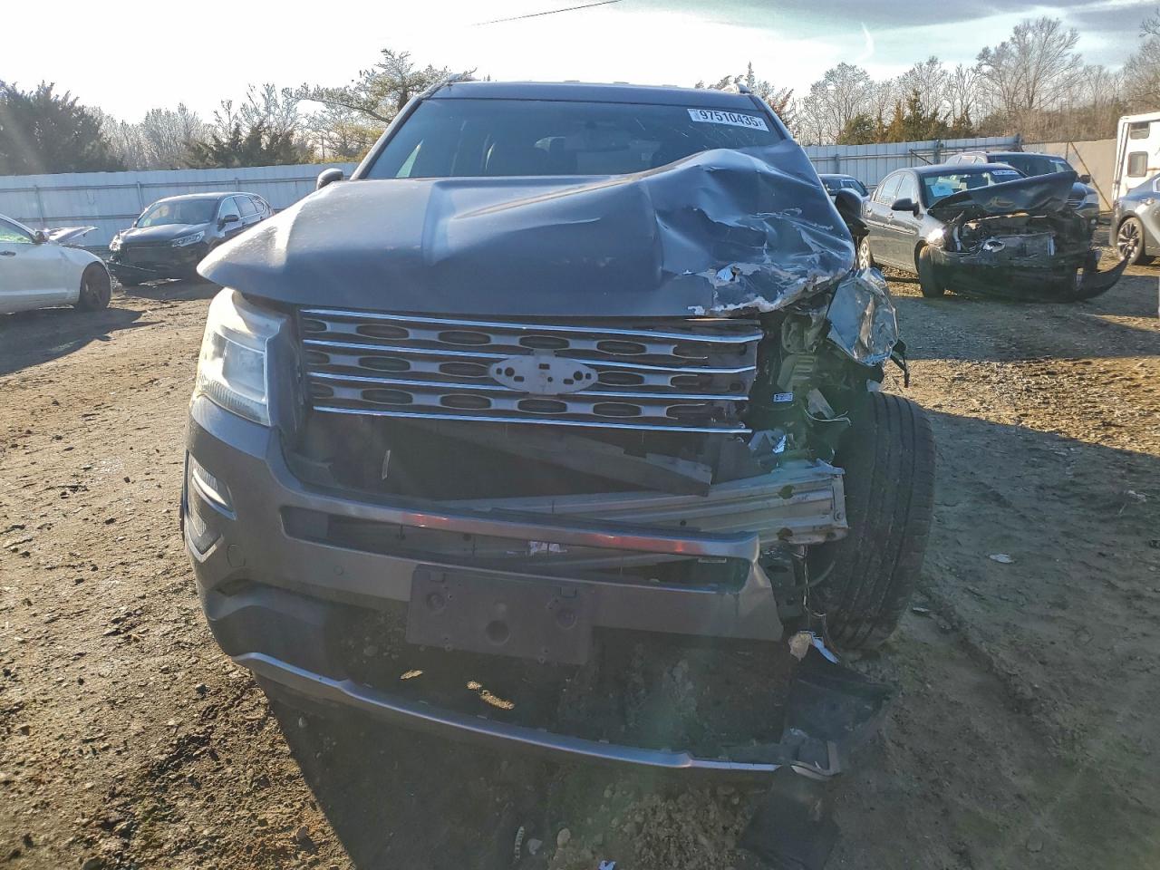 2017 FORD EXPLORER XLT photo 13