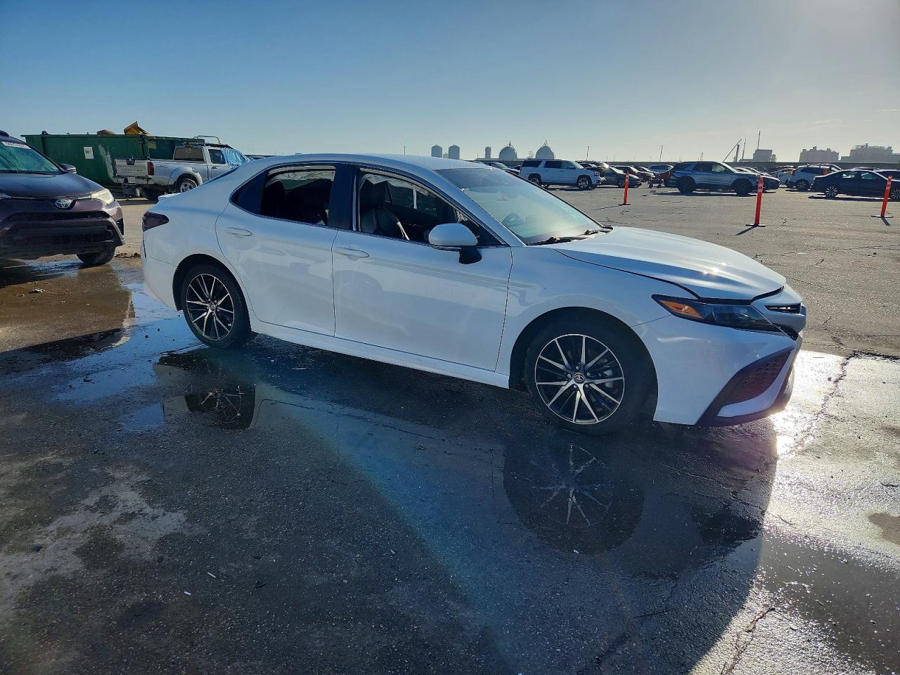 2023 TOYOTA CAMRY SE photo 4