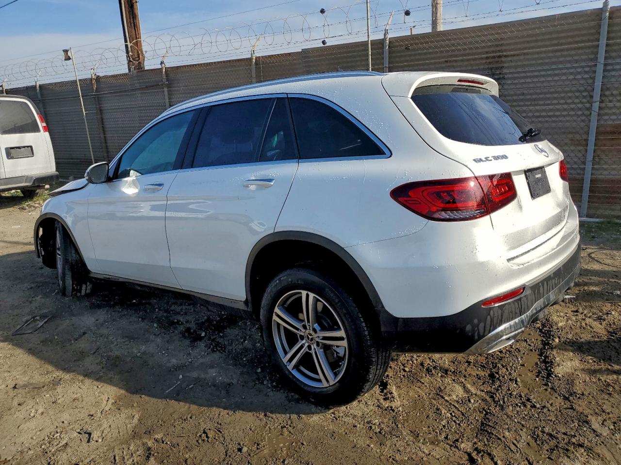 2020 MERCEDES-BENZ GLC 300 photo 2