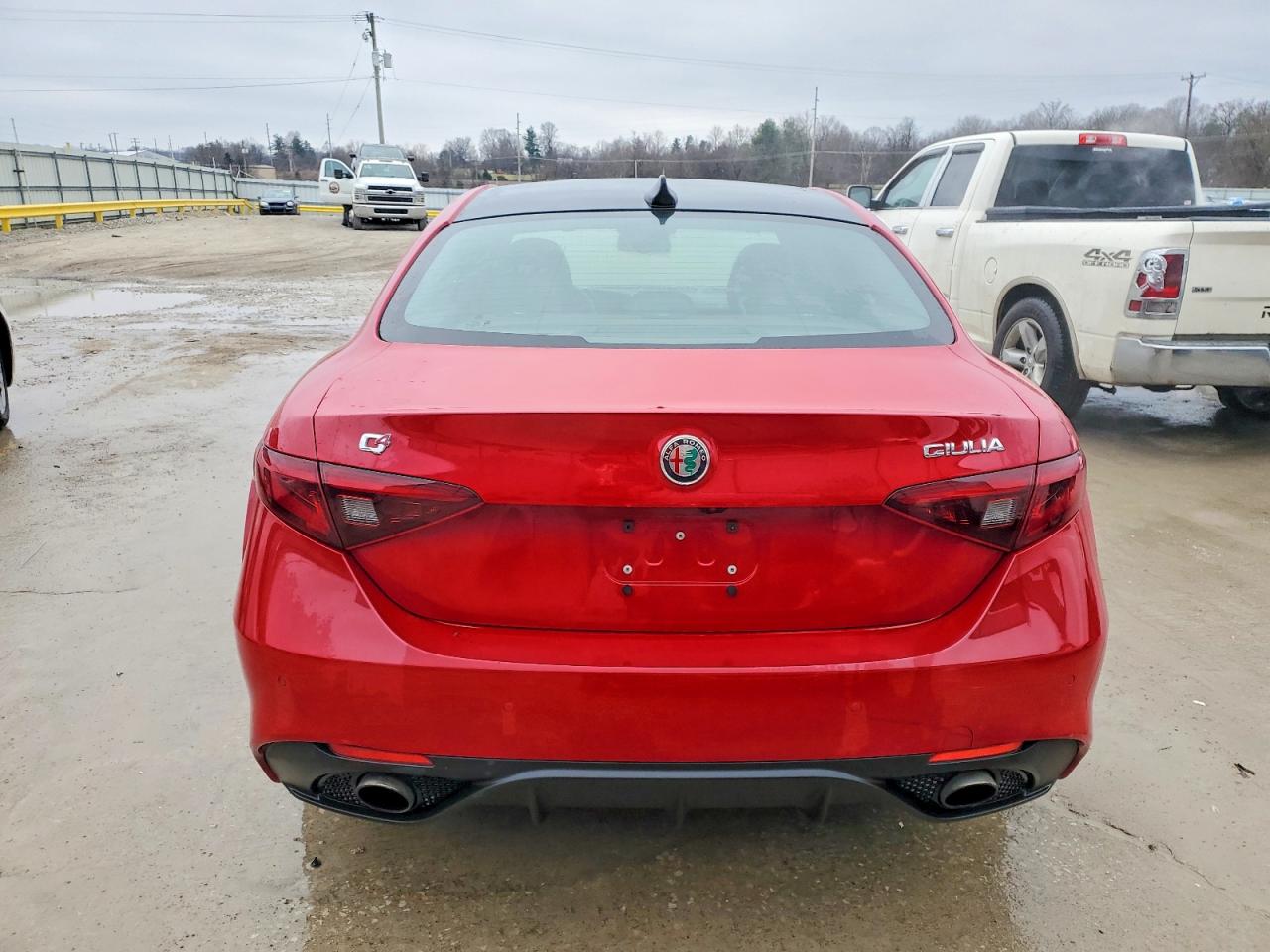 2018 ALFA ROMEO GIULIA TI Q4 photo 6