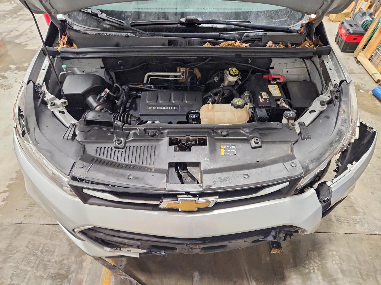 2018 CHEVROLET TRAX 1LT photo 12