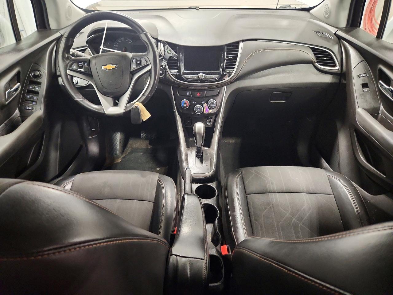 2018 CHEVROLET TRAX 1LT photo 8